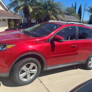 <h3><b>2013<br>Toyota<br>RAV4</b></h3>